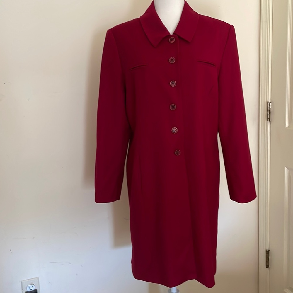 Halston 100% Wool fully lined coat size 14.